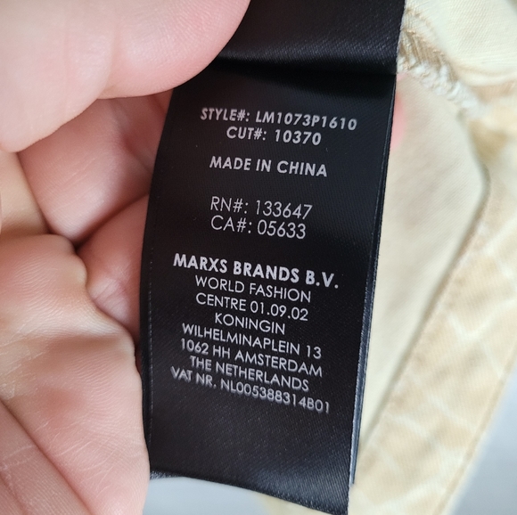 LIVERPOOL | stretch denim animal giraffe print button-up jean jacket - Picture 7 of 10